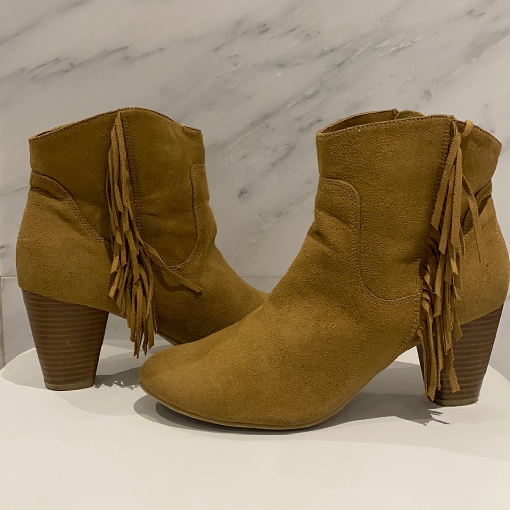 ChineseLaundry, Booties. Sz. 8 1/2